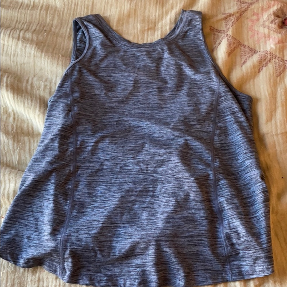 Athletic tank top